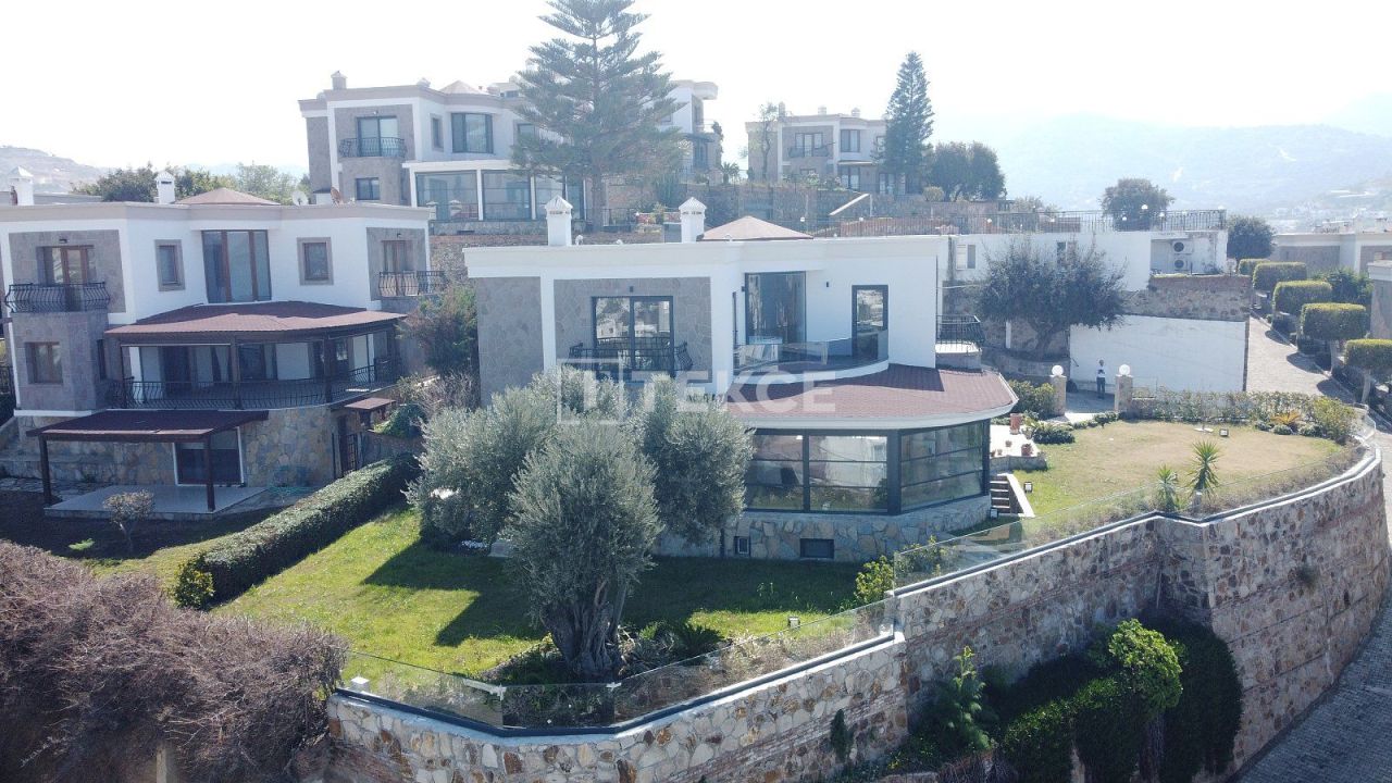 Villa en Bodrum, Turquia, 300 m² - imagen 1