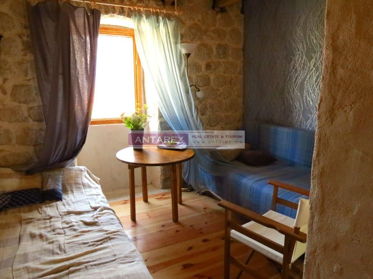 Villa a Skaljari, Montenegro, 67 m² - foto 3