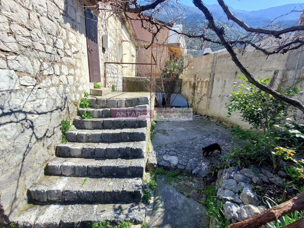 Villa a Skaljari, Montenegro, 67 m² - foto 11