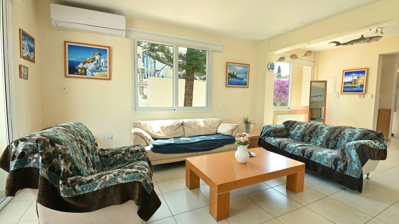 Casa en Protaras, Chipre, 200 m² - imagen 1