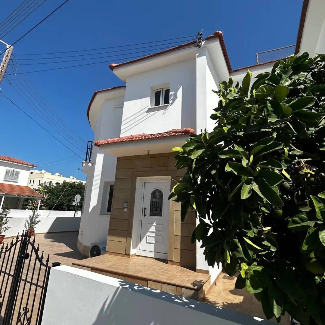 Maison à Larnaca, Chypre, 150 m² - image 1