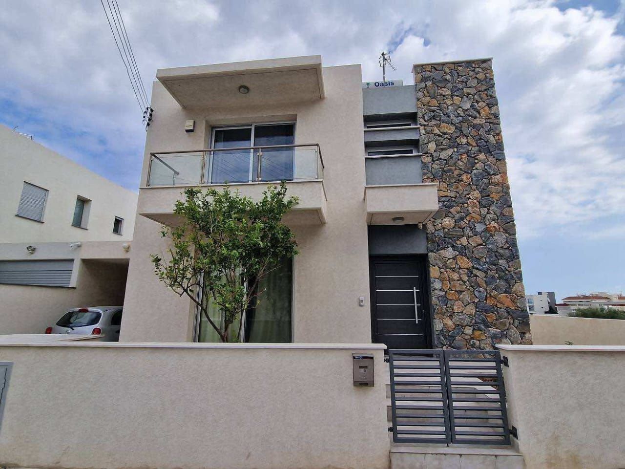 Casa en Mesa Geitonia, Chipre, 220 m² - imagen 1