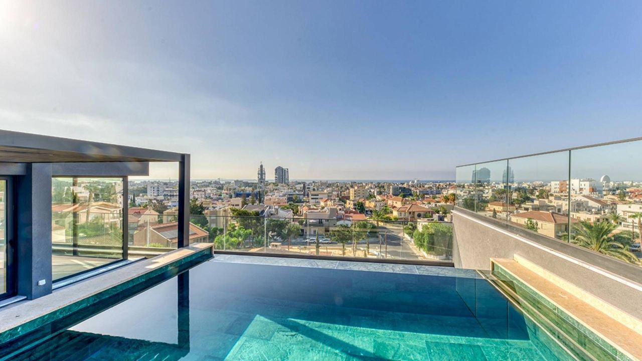 Flat in Limassol, Cyprus, 89 m² - picture 1