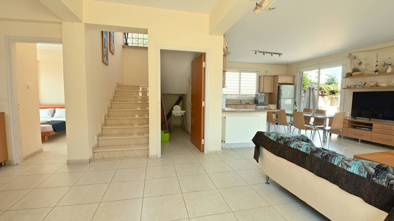 Casa a Protaras, Cipro, 200 m² - foto 4