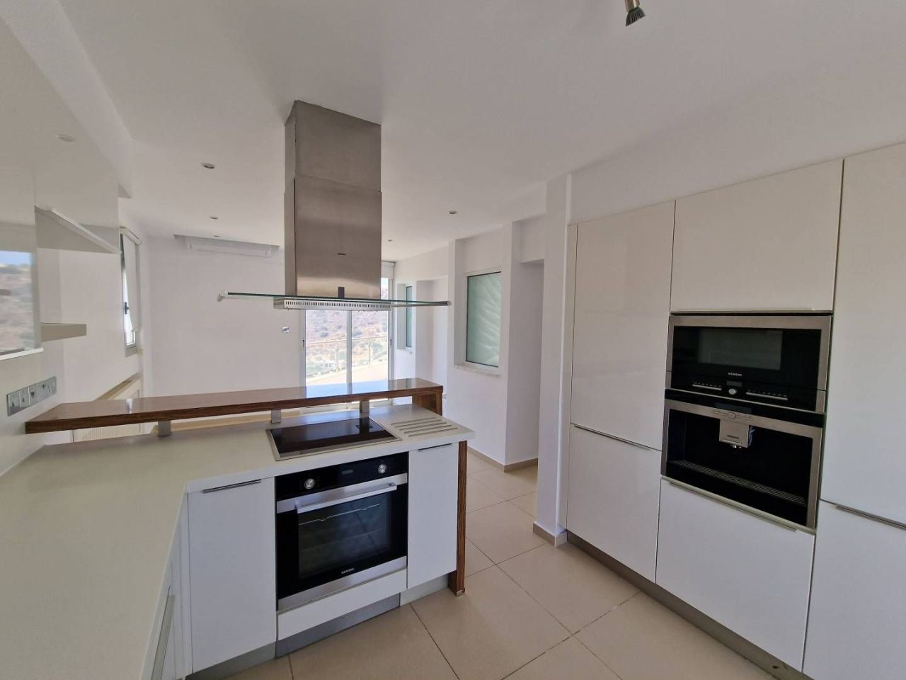 Appartamento a Germasogeia, Cipro, 270 m² - foto 6