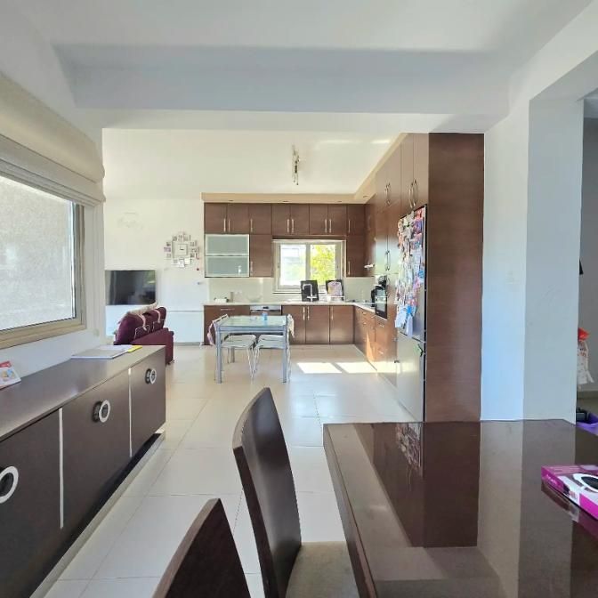 Casa a Agios Athanasios, Cipro, 280 m² - foto 9