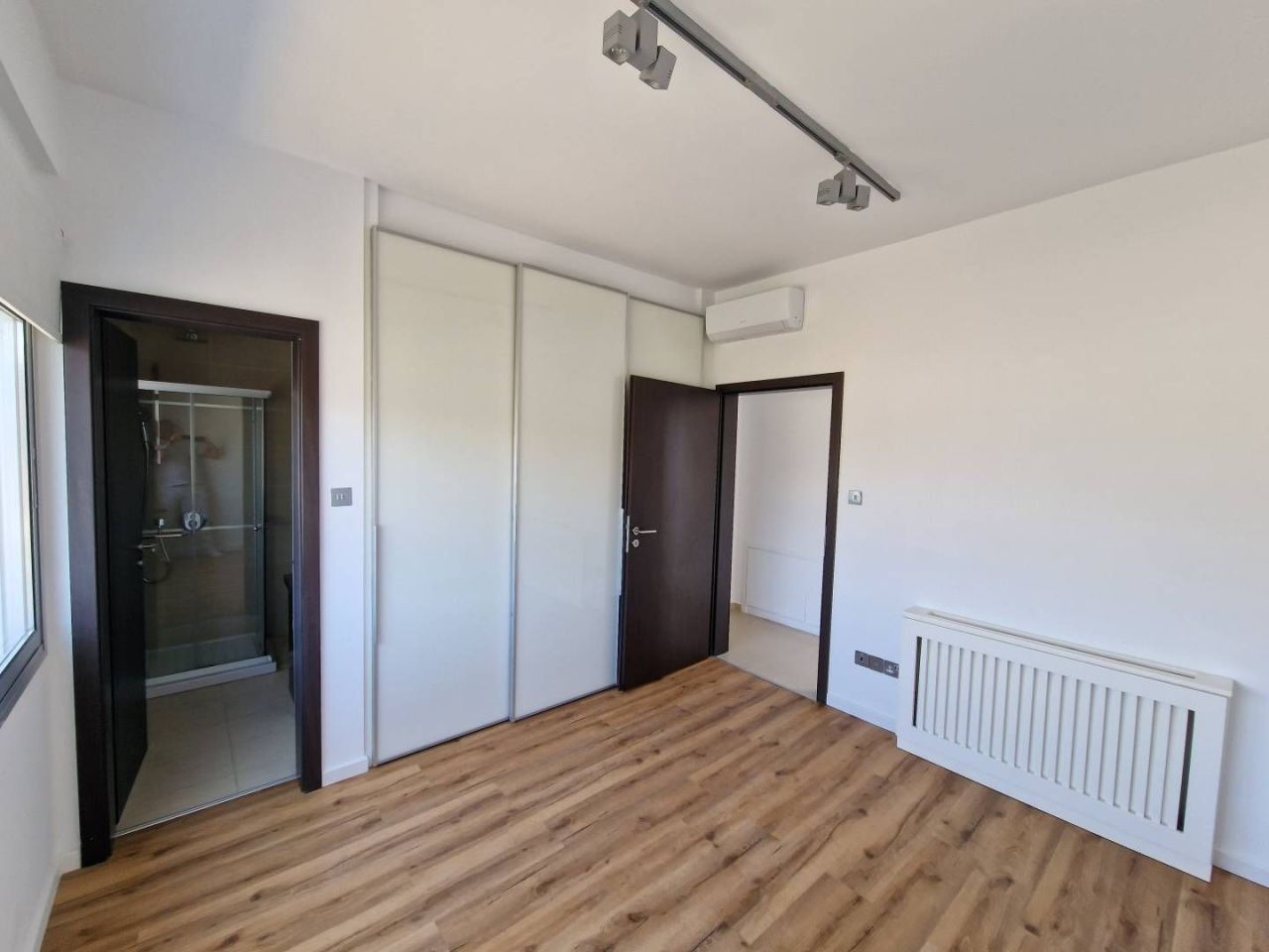 Appartamento a Germasogeia, Cipro, 270 m² - foto 11