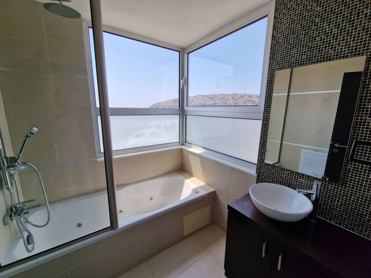 Appartamento a Germasogeia, Cipro, 270 m² - foto 16