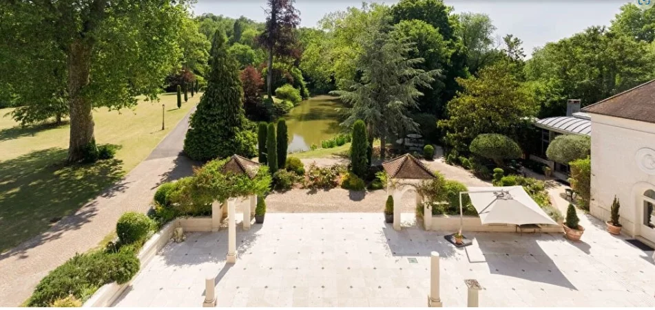 House in Paris, France, 750 m² - picture 8