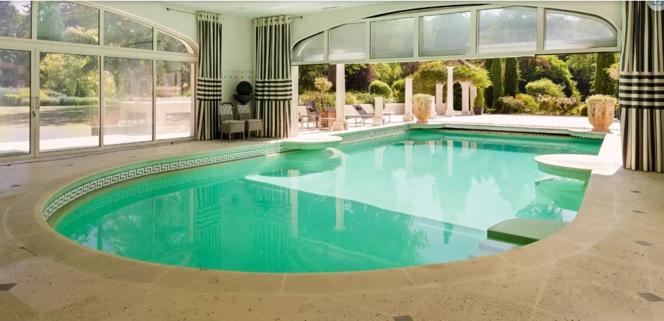 House in Paris, France, 750 m² - picture 10