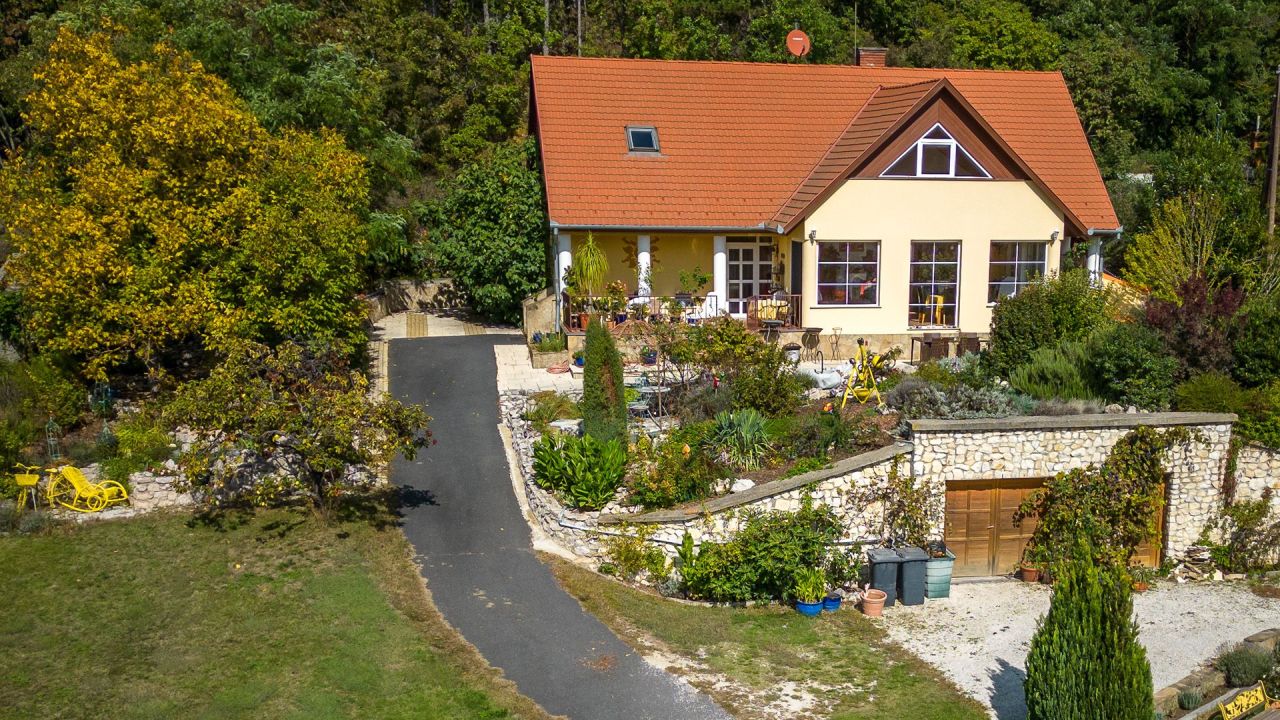 Haus in Gyenesdias, Ungarn, 160 m² - Foto 1