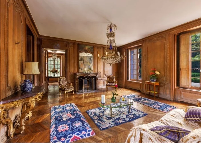 House in Paris, France, 1 000 m² - picture 16