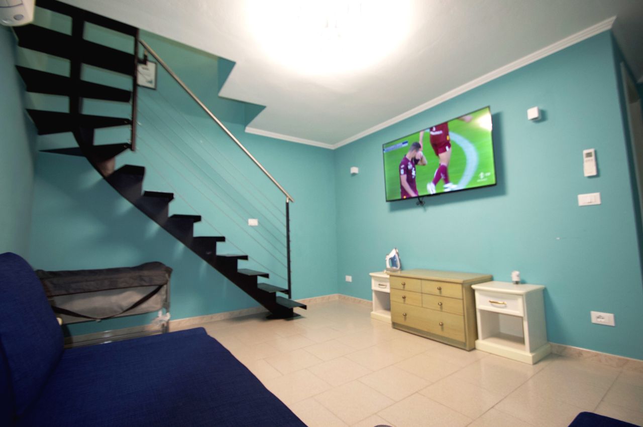 Apartamento por Lago de Como, Italia, 80 m² - imagen 4