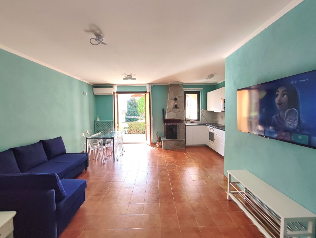 Apartamento por Lago de Como, Italia, 80 m² - imagen 9