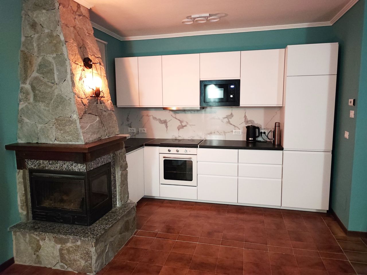 Apartamento por Lago de Como, Italia, 80 m² - imagen 12