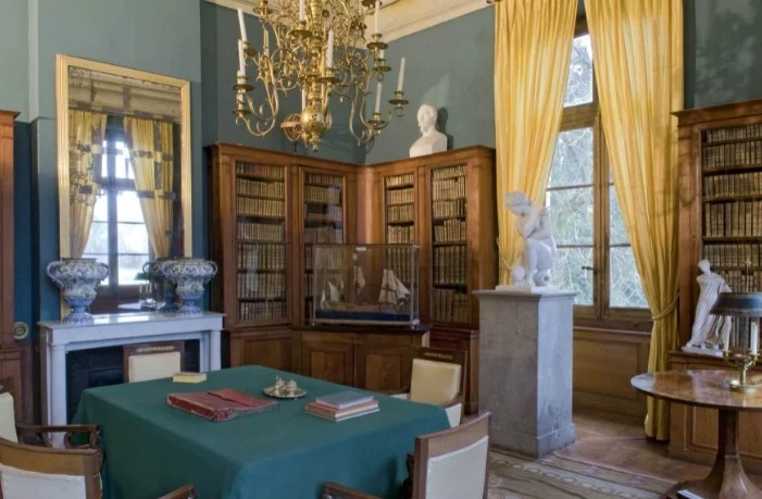 House in Ile-de-France, France, 1 700 m² - picture 5