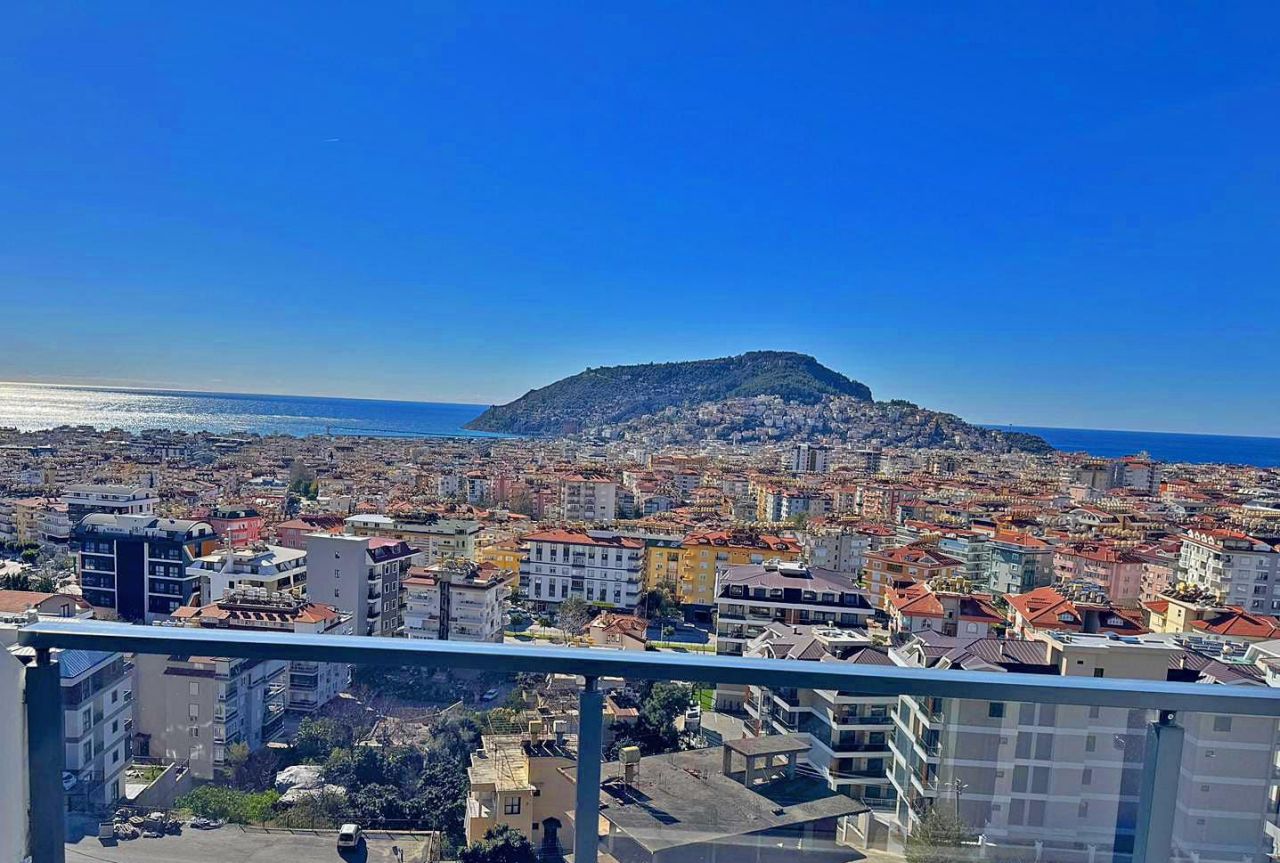 Flat in Alanya, Turkey, 110 m² - picture 1