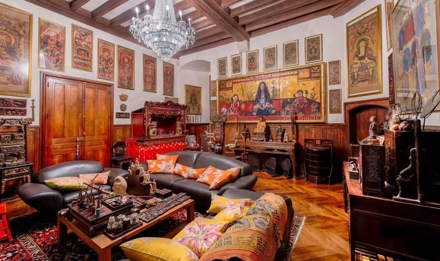 House in Tours, France, 1 400 m² - picture 9