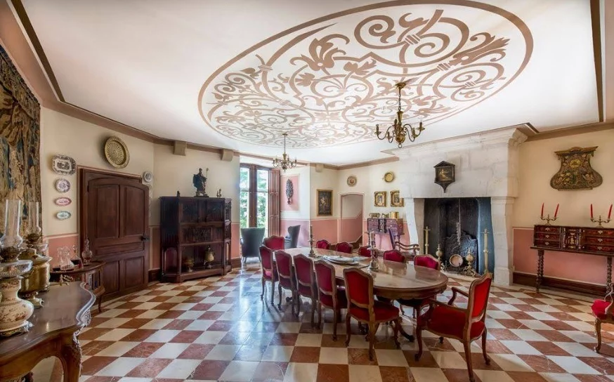 House in Tours, France, 1 400 m² - picture 10