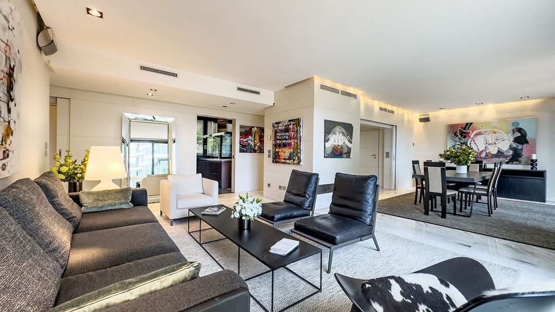 Apartment in Saint Roman, Monaco, 270 m² - picture 1