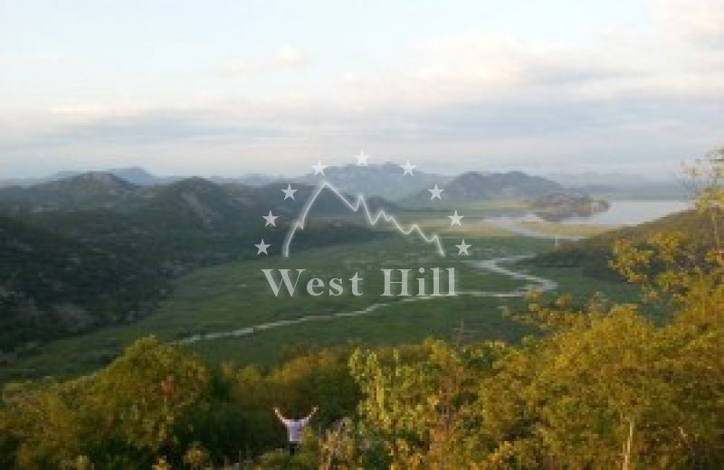 Terreno a Virpazar, Montenegro, 3 550 m2 - foto 1