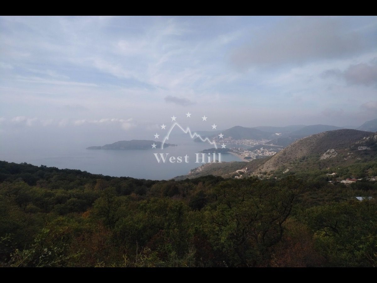 Grundstück in Sveti Stefan, Montenegro, 5 328 m² - Foto 1