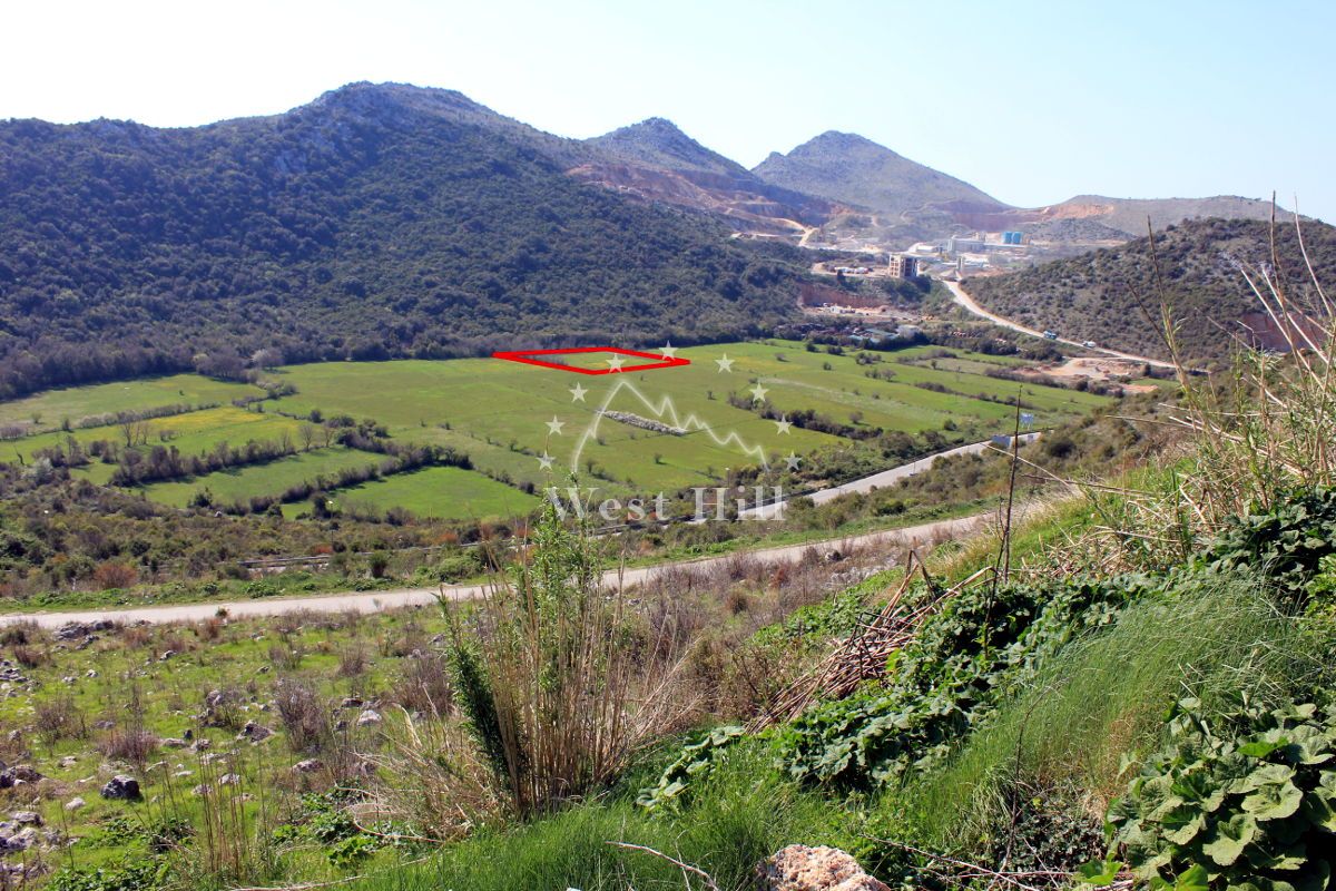 Grundstück Zaljevo, Montenegro, 5 427 m² - Foto 1