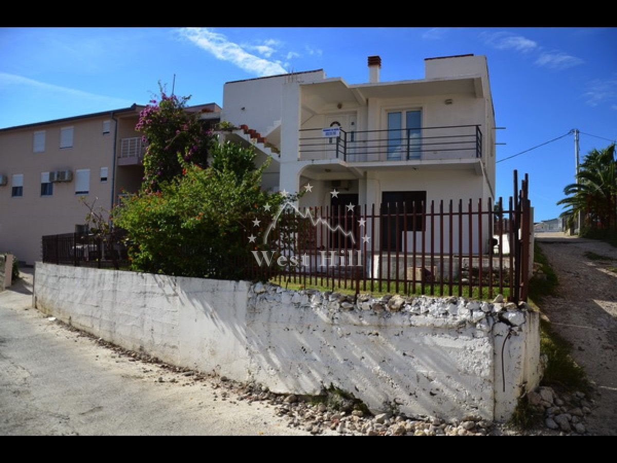 Haus in Susanj, Montenegro, 278 m² - Foto 1