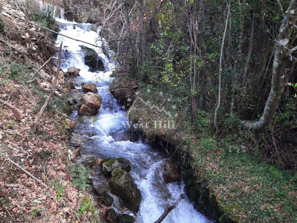 Land Mojdez, Montenegro, 5 000 m² - picture 1