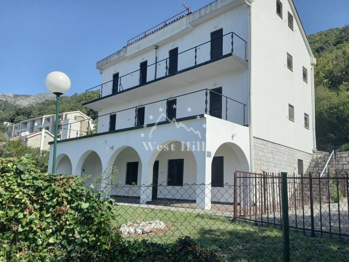 Hotel in Petrovac, Montenegro, 480 m² - Foto 1