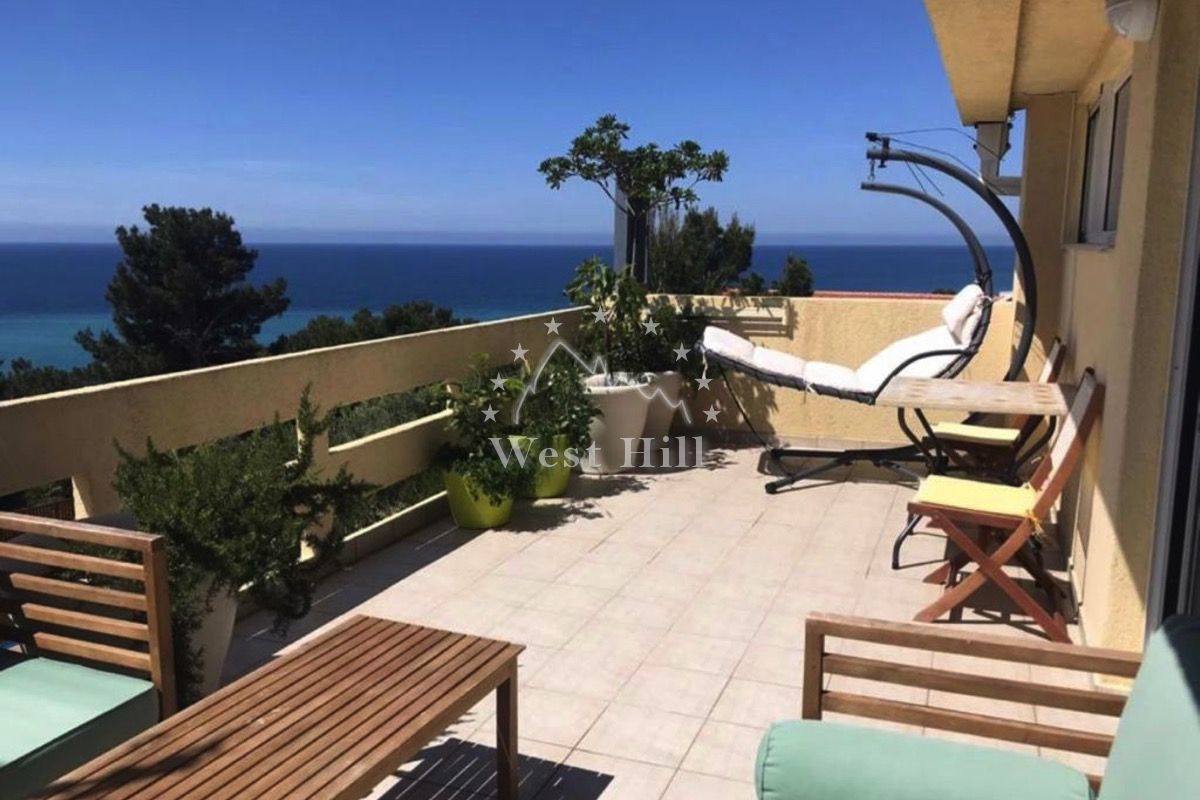 Casa en Šušanj, Montenegro, 330 m² - imagen 1