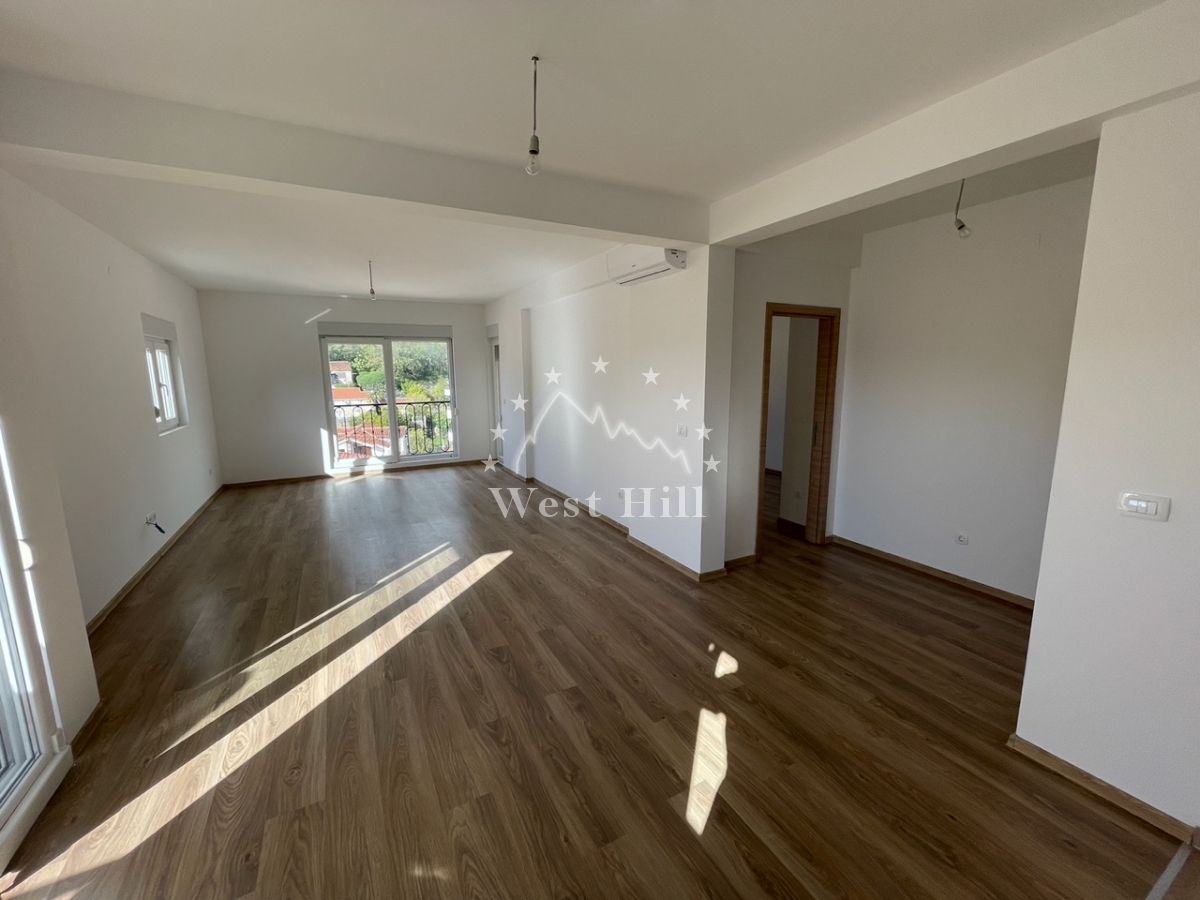 Apartamento en Becici, Montenegro, 71 m² - imagen 1