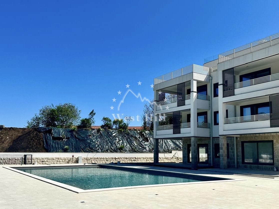 Appartement à Igalo, Monténégro, 42 m² - image 1