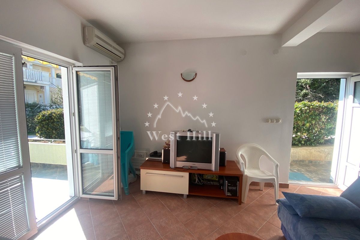 Apartment in Baosici, Montenegro, 63 m² - Foto 1