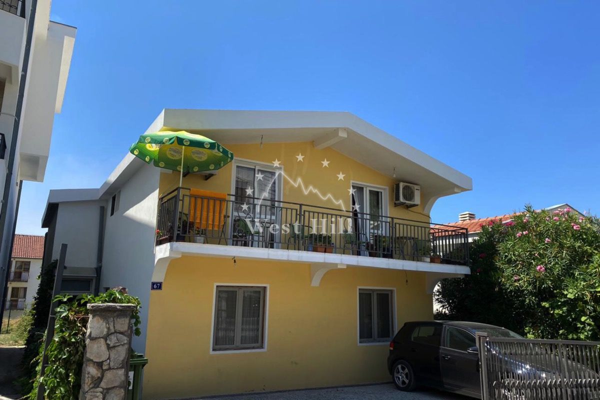 Casa en Šušanj, Montenegro, 194 m² - imagen 1
