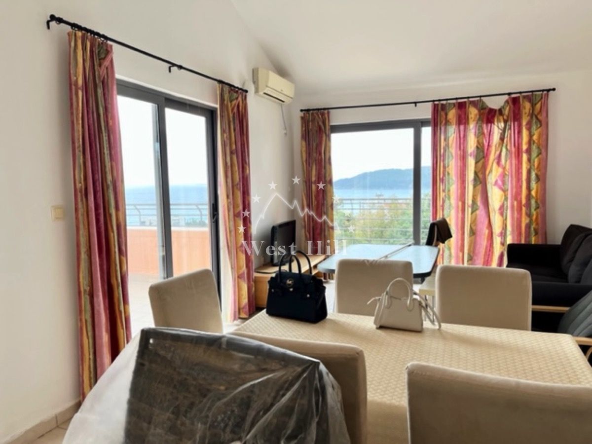 Apartment in Becici, Montenegro, 80 m² - picture 1