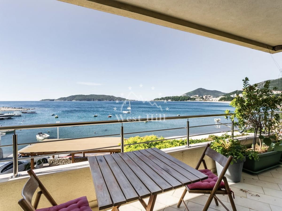 Apartment in Rafailovici, Montenegro, 150 m² - Foto 1