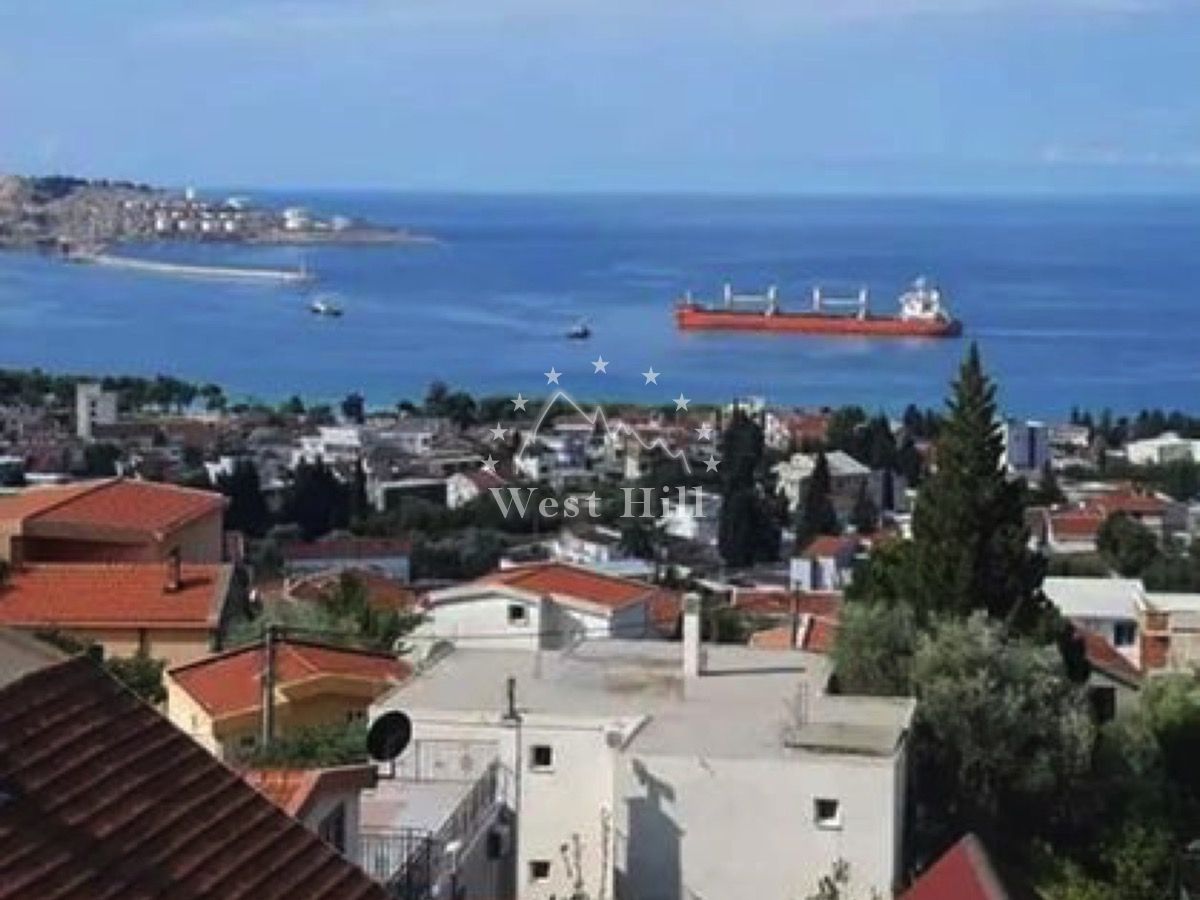 Haus in Susanj, Montenegro, 360 m² - Foto 1