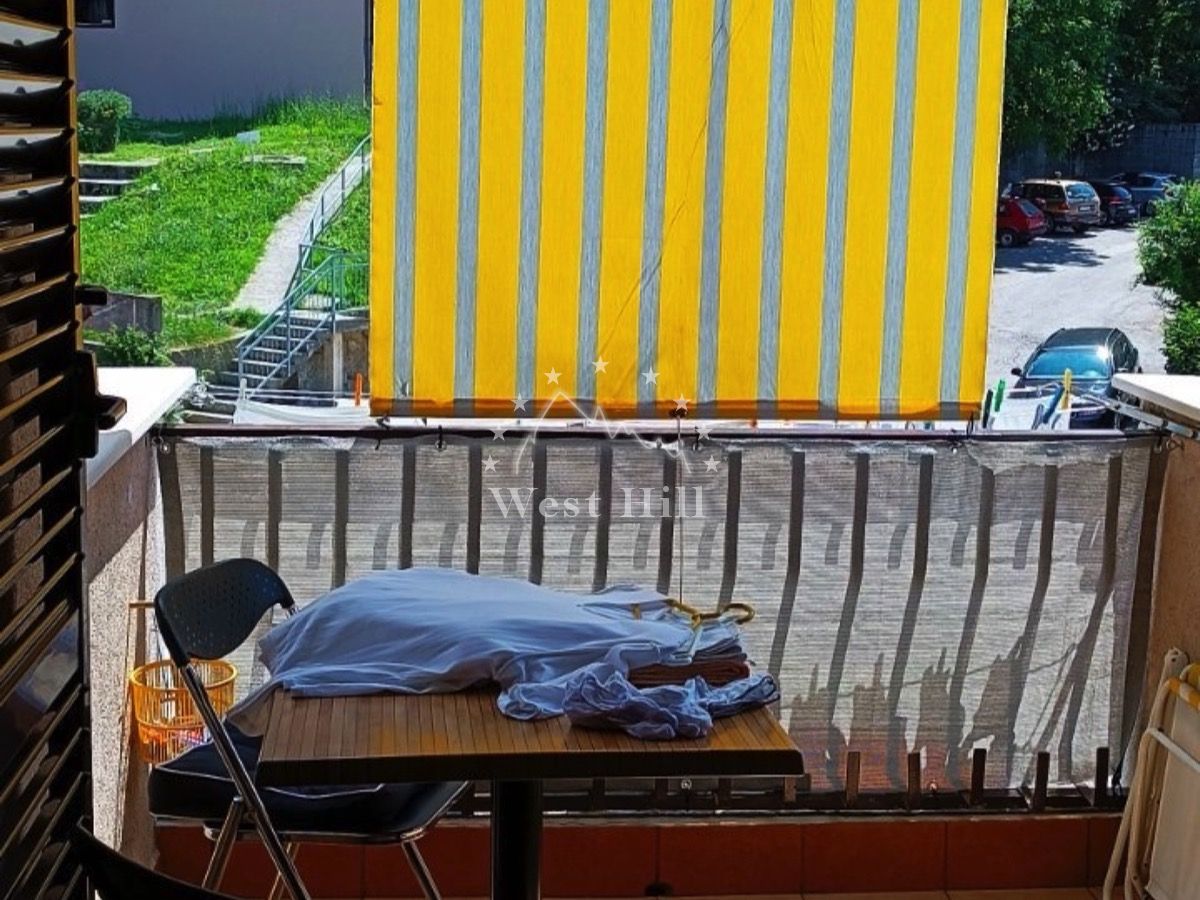 Appartement à Dobrota, Monténégro, 38 m² - image 1