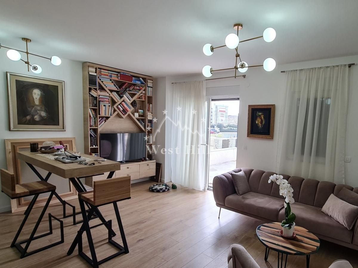 Apartment in Bar, Montenegro, 64 m² - picture 1