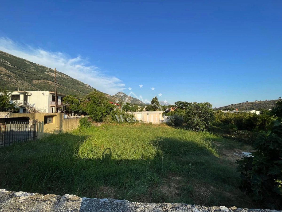 Land in Sutomore, Montenegro, 495 m² - picture 1