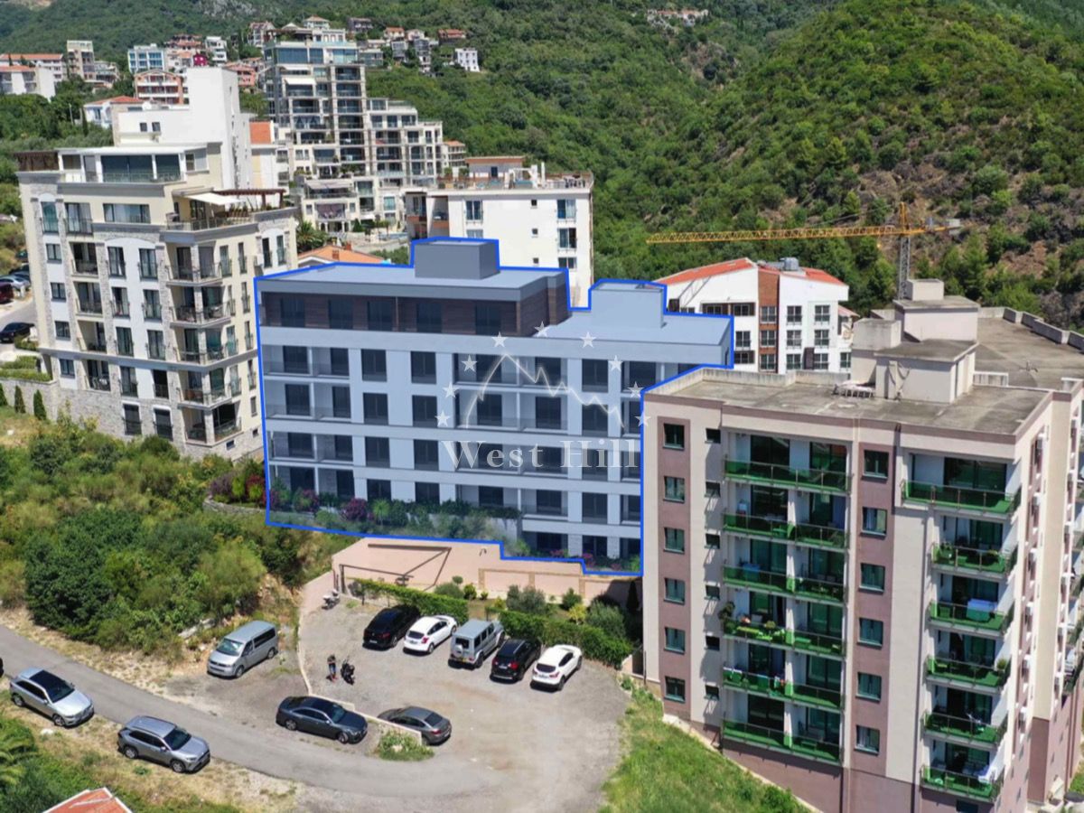 Apartment in Becici, Montenegro, 65 m² - Foto 1