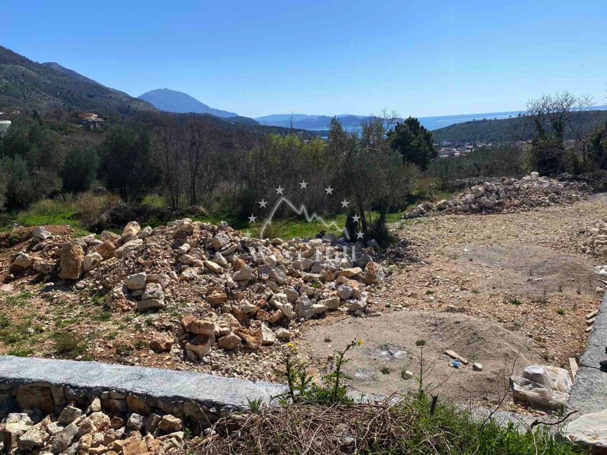 Terreno en Sutomore, Montenegro, 822 m² - imagen 1