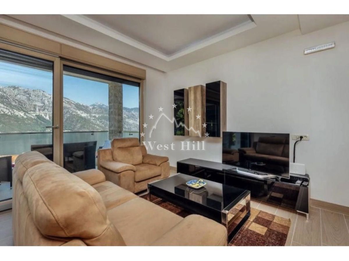 Apartment in Kostanjica, Montenegro, 70 m² - Foto 1