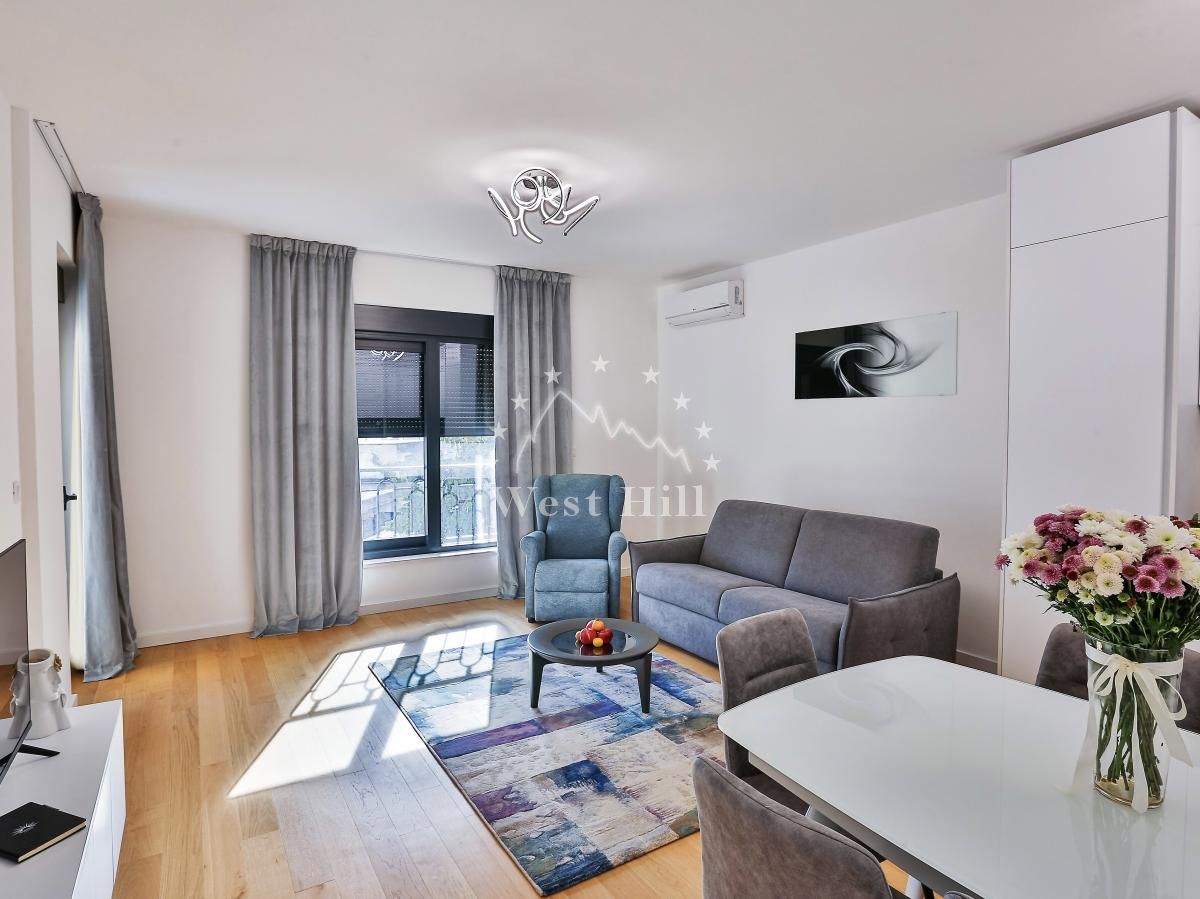 Apartment in Budva, Montenegro, 69 m² - picture 1