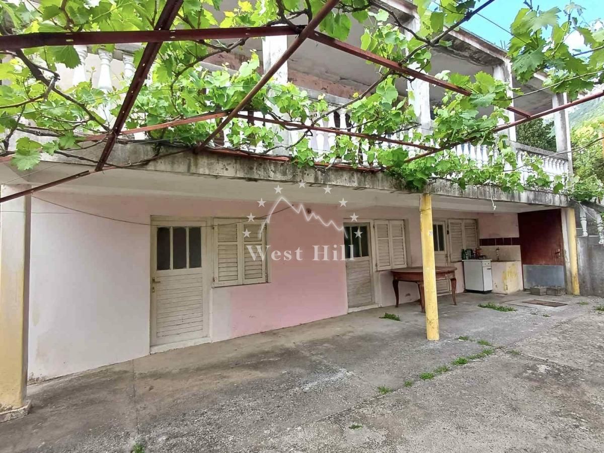 Casa en Sutomore, Montenegro, 106 m² - imagen 1