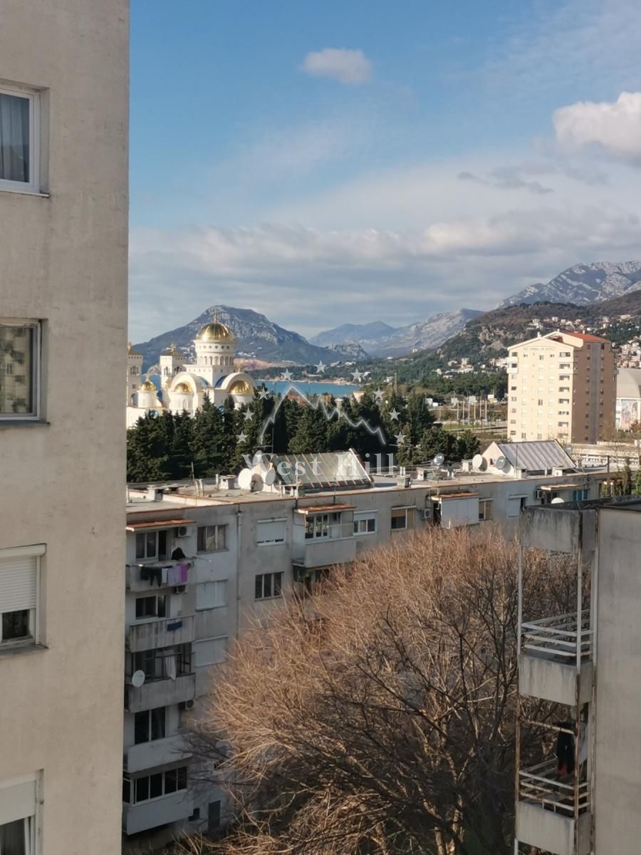 Apartment in Bar, Montenegro, 58 m² - picture 1
