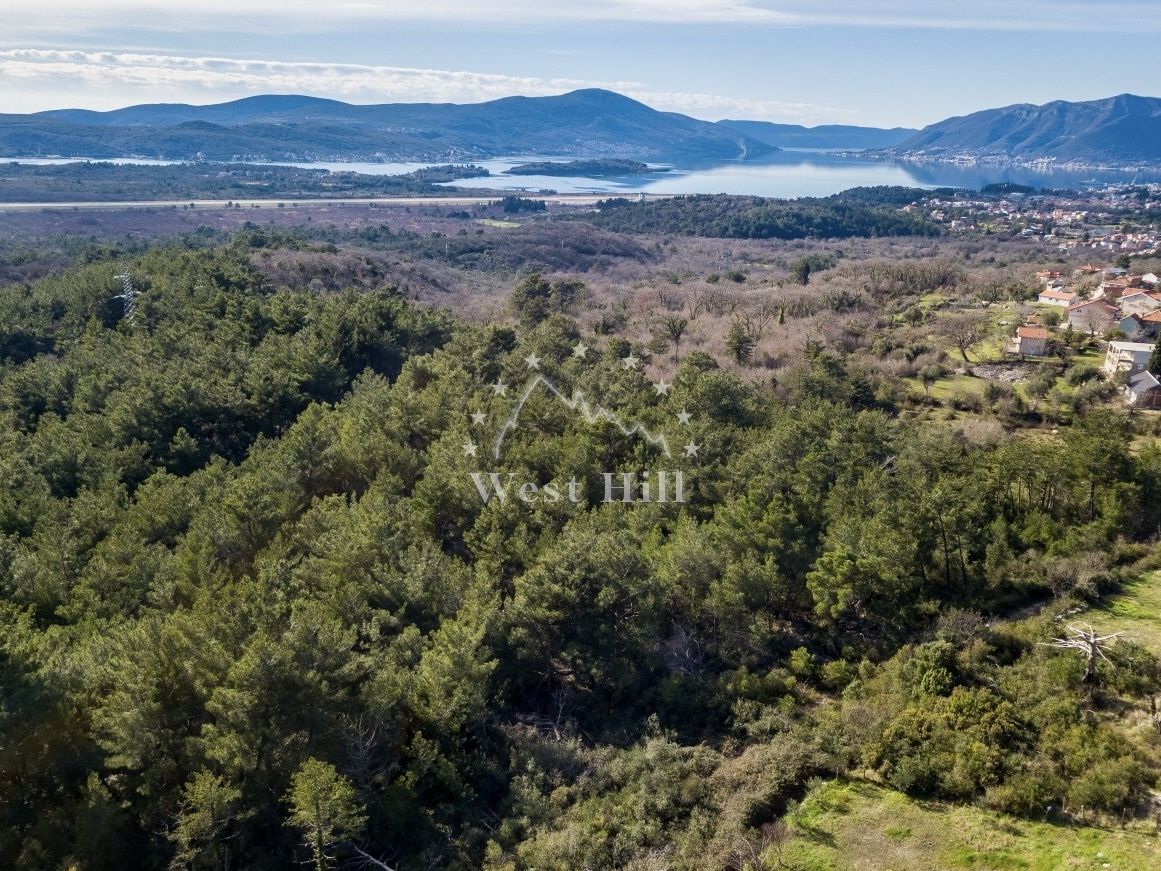 Land in Kavac, Montenegro, 350 m² - picture 1