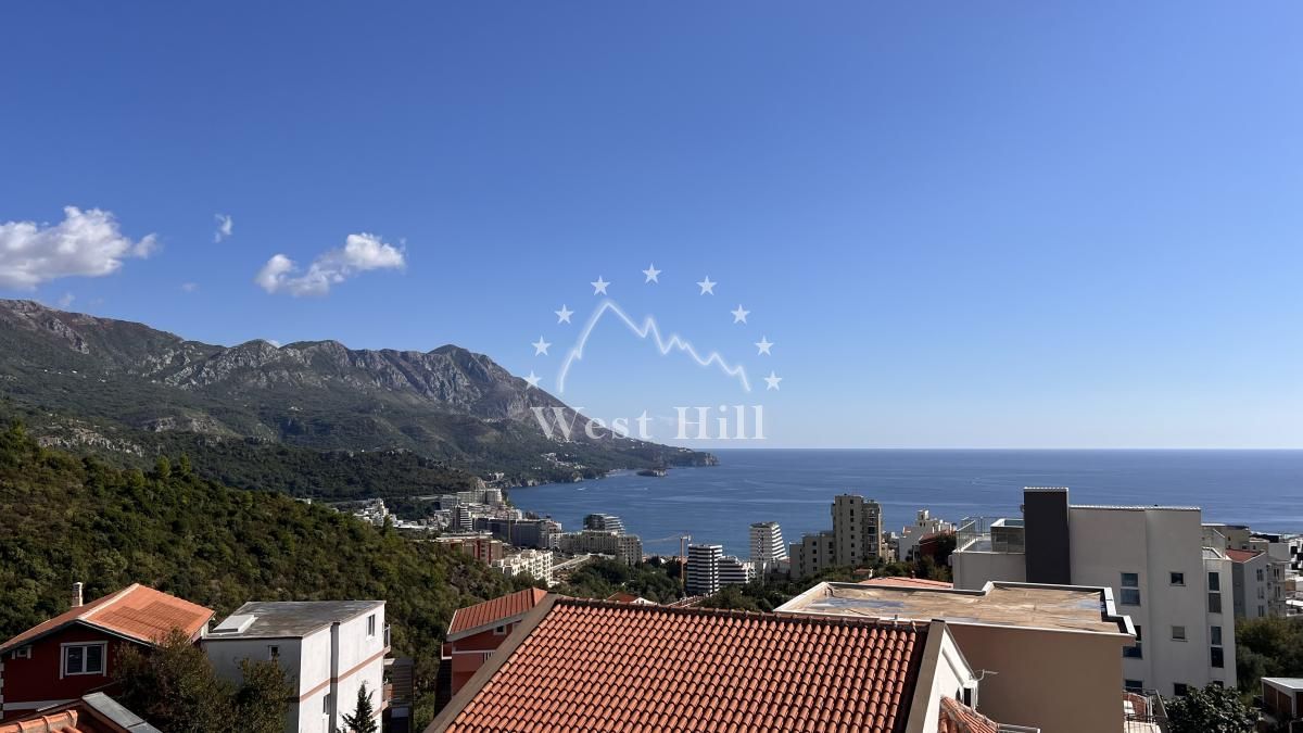 Haus in Becici, Montenegro, 270 m² - Foto 1
