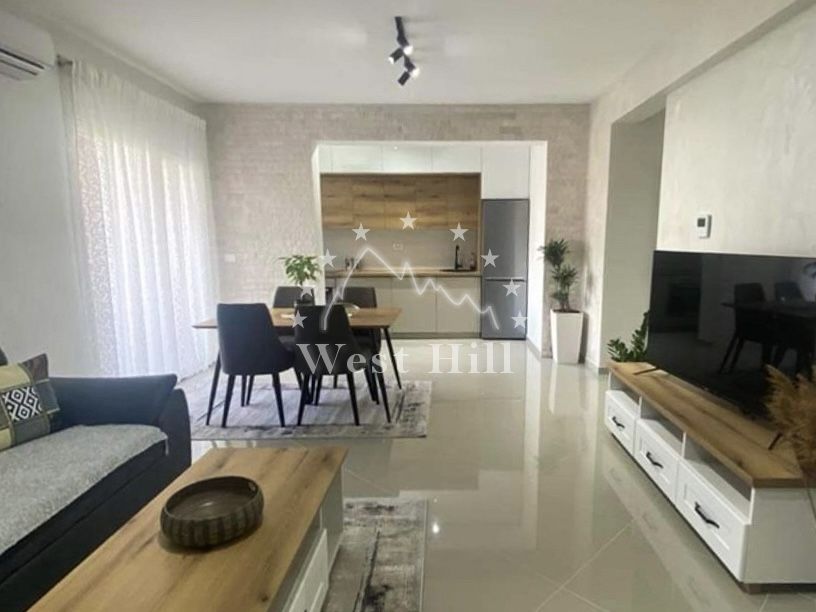 Apartamento en el Bar, Montenegro, 69 m² - imagen 1